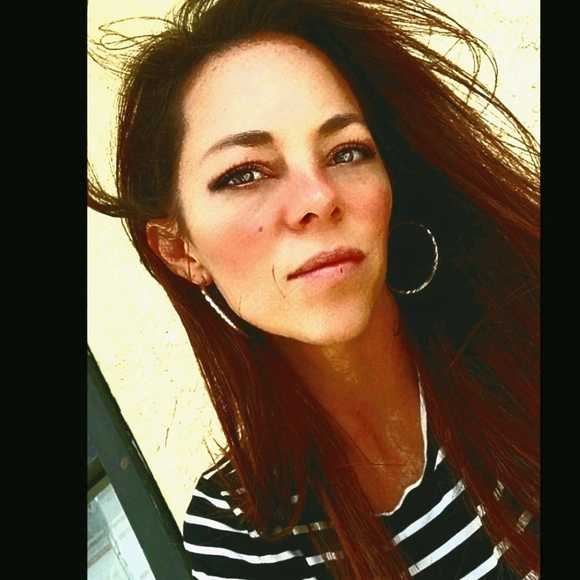 Meet your Posher, Jessica - Picture 4 of 8